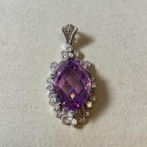 Shopeunoia Boutique Jewelry - Sterling Silver Purple Crystal Statement Pendant